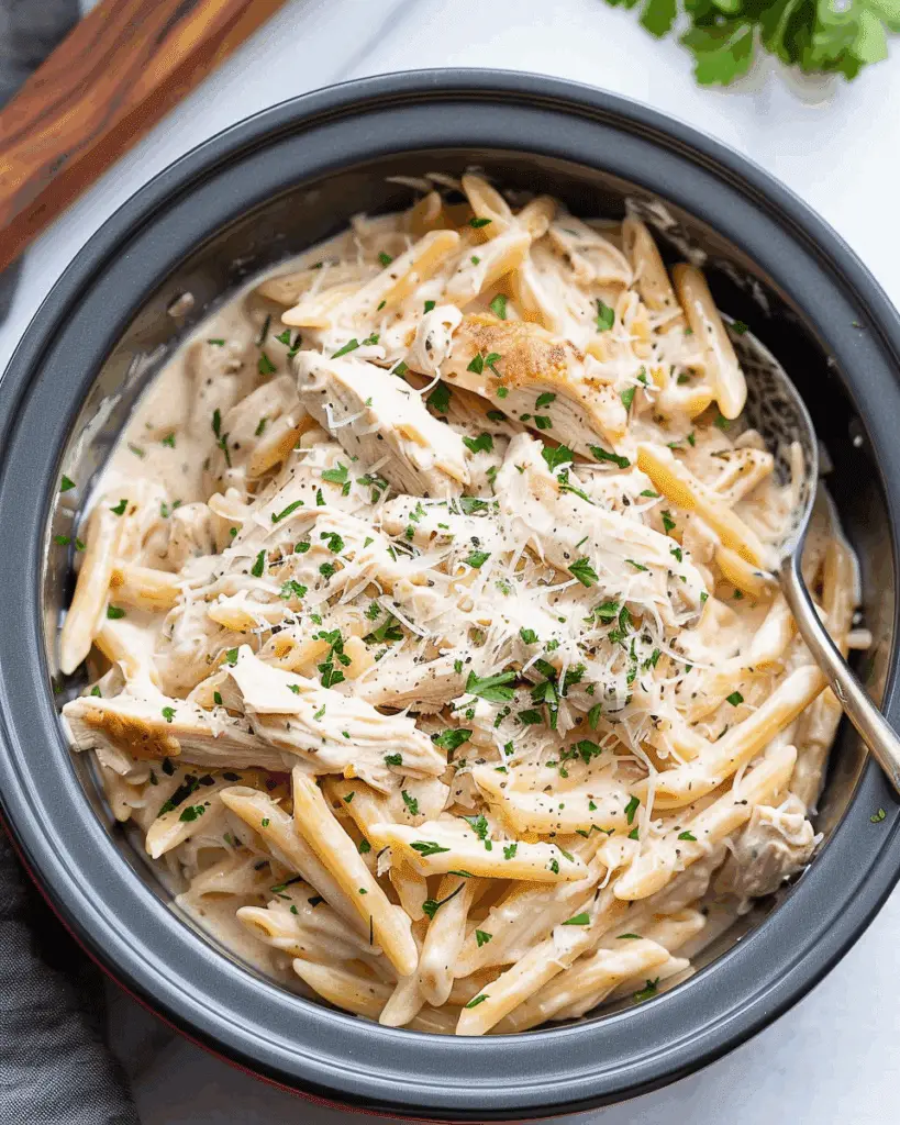 Slow Cooker Olive Garden Chicken Pasta