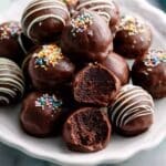 How to Make Oreo Balls (Truffles)