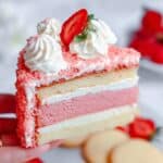 Strawberry Crunch Cheesecake Recipe