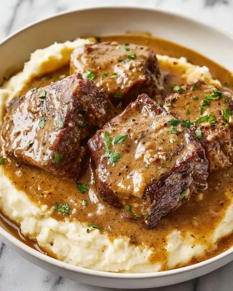 Crockpot Cube Steak with Rich Gravy Recipe