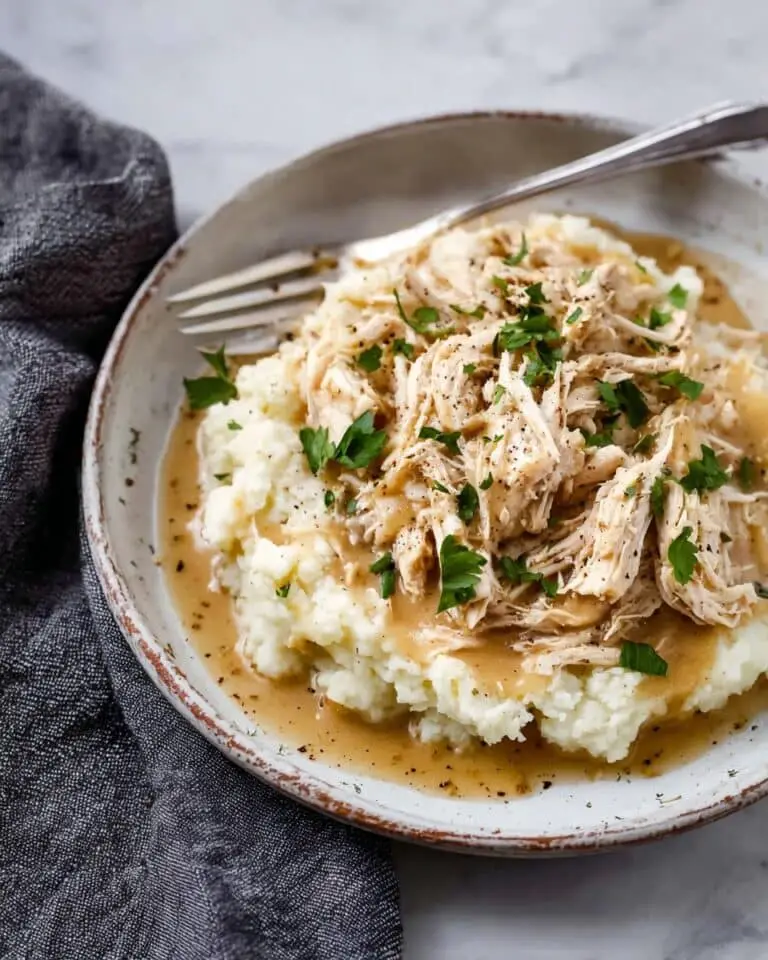 Creamy Crockpot Chicken and Gravy Recipe