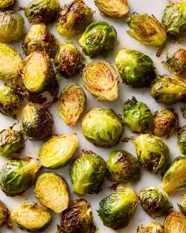 Perfectly Crispy Roasted Brussels Sprouts Recipe