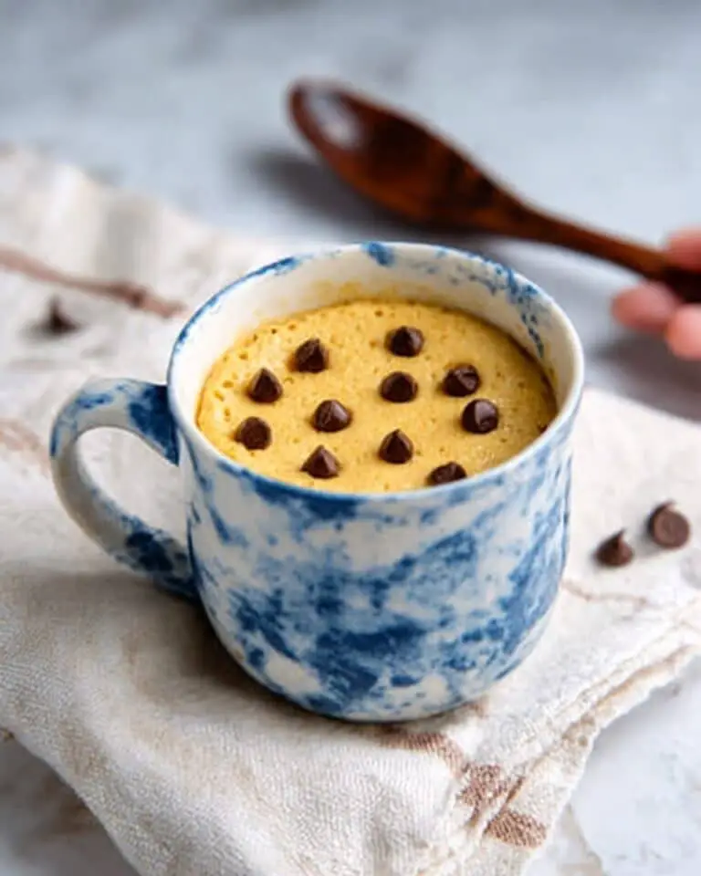 1-Minute Chocolate Chip Cookie in a Mug Recipe