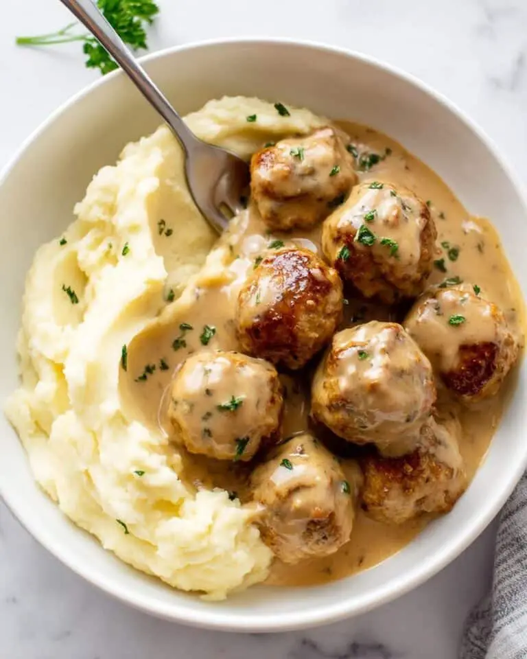 Swedish Meatballs with Creamy Sauce Recipe