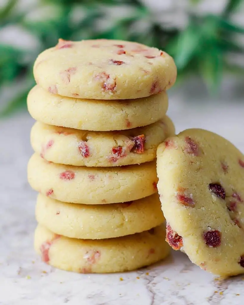 Strawberry White Chocolate Shortbread Cookies Recipe